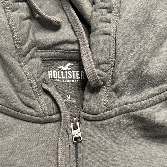Hollister Charcoal Zip-Up Hoodie - Picture 2 of 4